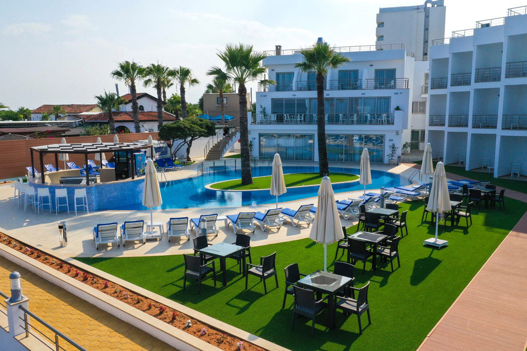 Mimoza Beach Hotel